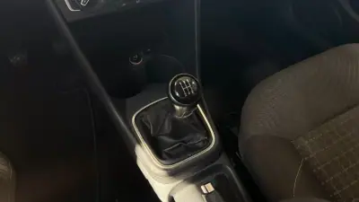 Volkswagen Polo 2016 - 7999 EUR, 148121 km - 148121km - foto 8 de 17