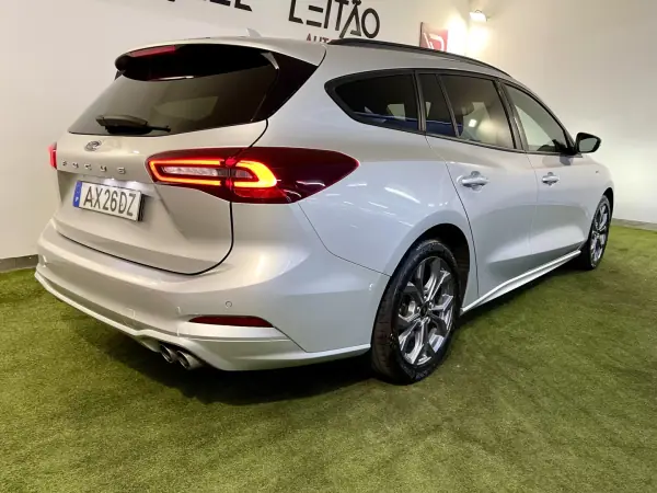Ford Focus SW 2023 - 19450 EUR, 88000 km - AUTO.MOTO.pt - 88000km - foto 13 de 33