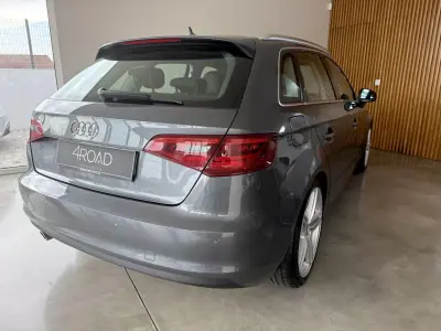 Audi A3 Sportback 2016 - 16000 EUR, 158000 km - AUTO.MOTO.pt - 158000km - foto 27 de 94