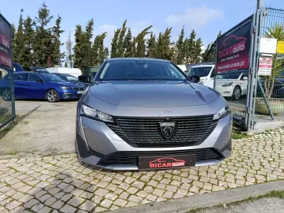 Peugeot 308 2023 - 18900 EUR, 75511 km - AUTO.MOTO.pt - 75511km - foto 2 de 27