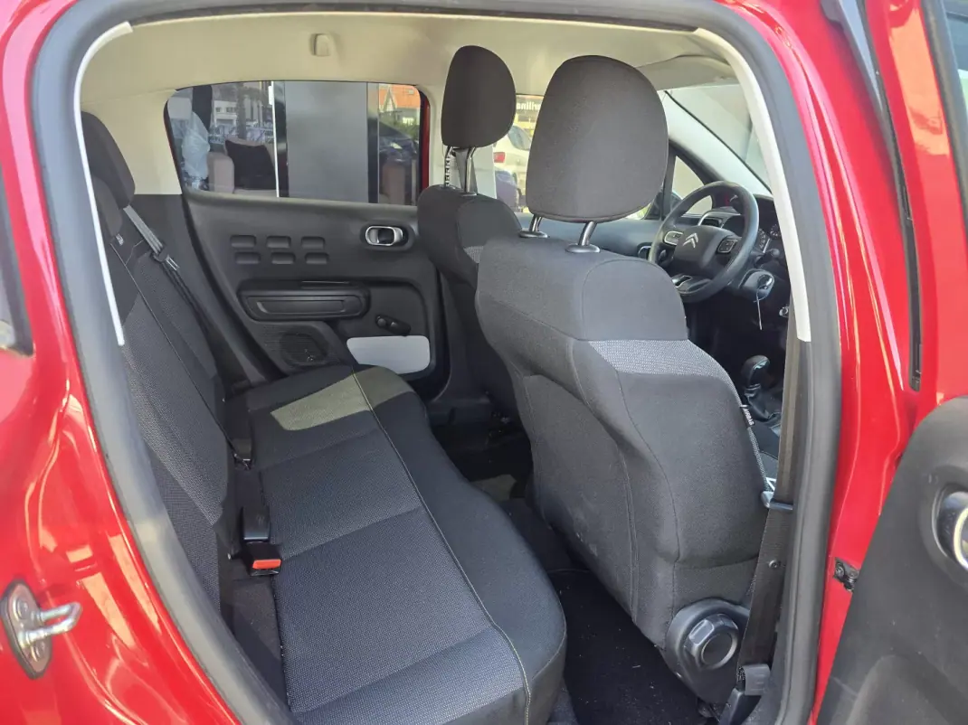 Citroën C3 2018 - 9900 EUR, 103000 km - AUTO.MOTO.pt - 103000km - foto 9 de 17