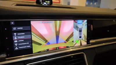 Porsche Panamera 2020 - 84500 EUR, 42501 km - AUTO.MOTO.pt - 42501km - foto 41 de 51