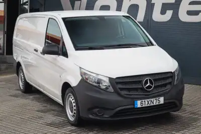 Mercedes-Benz Citan 109 CDI Longa Crew 2019 - 17880 EUR, 141000 km - AUTO.MOTO.pt - 141000km - foto 7 de 15