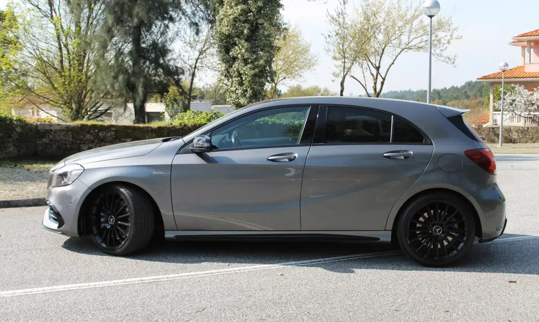 Mercedes-Benz A 45 AMG 2017 - 32990 EUR, 144000 km - AUTO.MOTO.pt - 144000km - foto 10 de 40