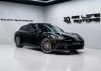Porsche Panamera Sport Turismo 2020 - 111000km
