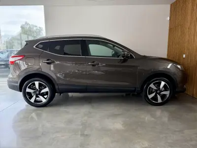 Nissan Qashqai 2015 - 14500 EUR, 171000 km - AUTO.MOTO.pt - 171000km - foto 9 de 86