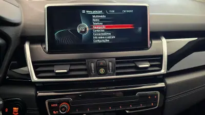 BMW 216 Active Tourer 2017 - 16990 EUR, 118407 km - AUTO.MOTO.pt - 118407km - foto 33 de 72