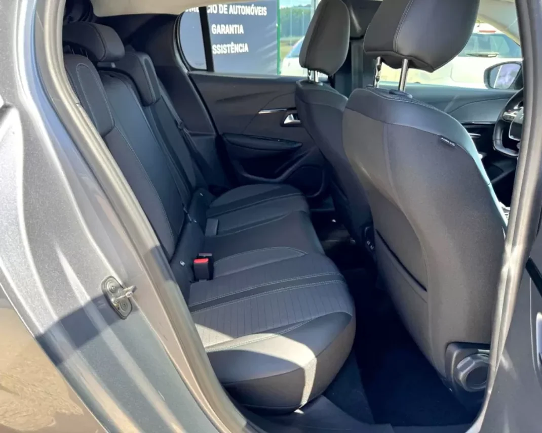 Peugeot 208 2022 - 14890 EUR, 160119 km - AUTO.MOTO.pt - 160119km - foto 14 de 17