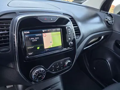 Renault Captur 2016 - 11990 EUR, 118000 km - AUTO.MOTO.pt - 118000km - foto 29 de 32