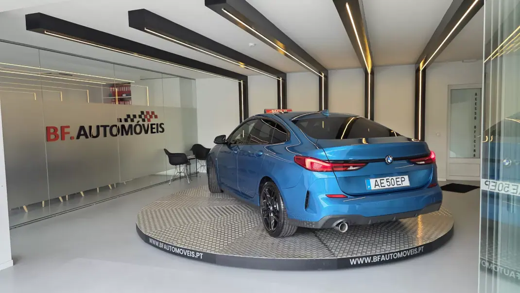 BMW 216 Gran Coupé 2020 - 24900 EUR, 75221 km - AUTO.MOTO.pt - 75221km - foto 3 de 61