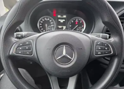 Mercedes-Benz 2021 - 24500 EUR, 65466 km - AUTO.MOTO.pt - 65466km - foto 17 de 17