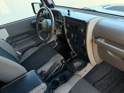 Jeep Wrangler Unlimited 2007 - 37500 EUR, 166959 km - 166959km - foto 11 de 16