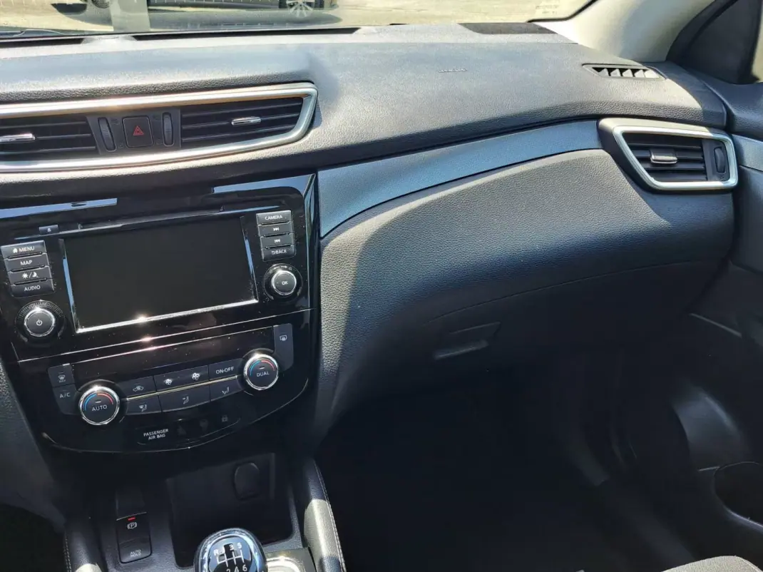 Nissan Qashqai 2019 - 18750 EUR, 92563 km - 92563km - foto 13 de 50