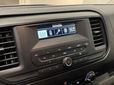 Opel COMBO 2020 - 15500 EUR, 150000 km - AUTO.MOTO.pt - 150000km - foto 12 de 16