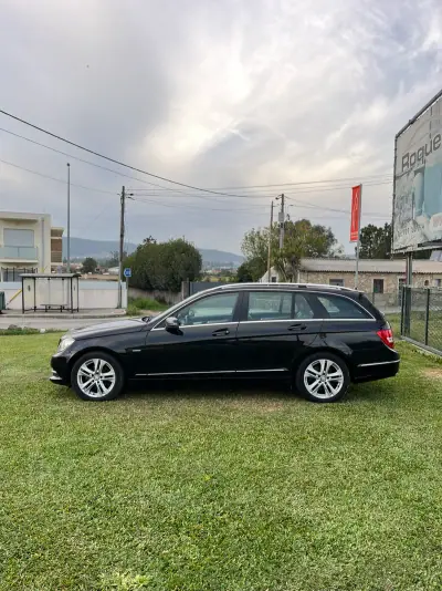 Mercedes-Benz C 220 2010 - 11900 EUR, 310000 km - AUTO.MOTO.pt - 310000km - foto 8 de 14