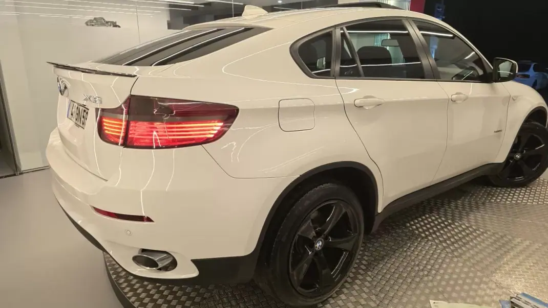 BMW X6 2008 - 25900 EUR, 157944 km - AUTO.MOTO.pt - 157944km - foto 20 de 54