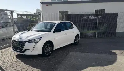 Peugeot 208 2022 - 14200 EUR, 68973 km - 68973km - foto 3 de 18
