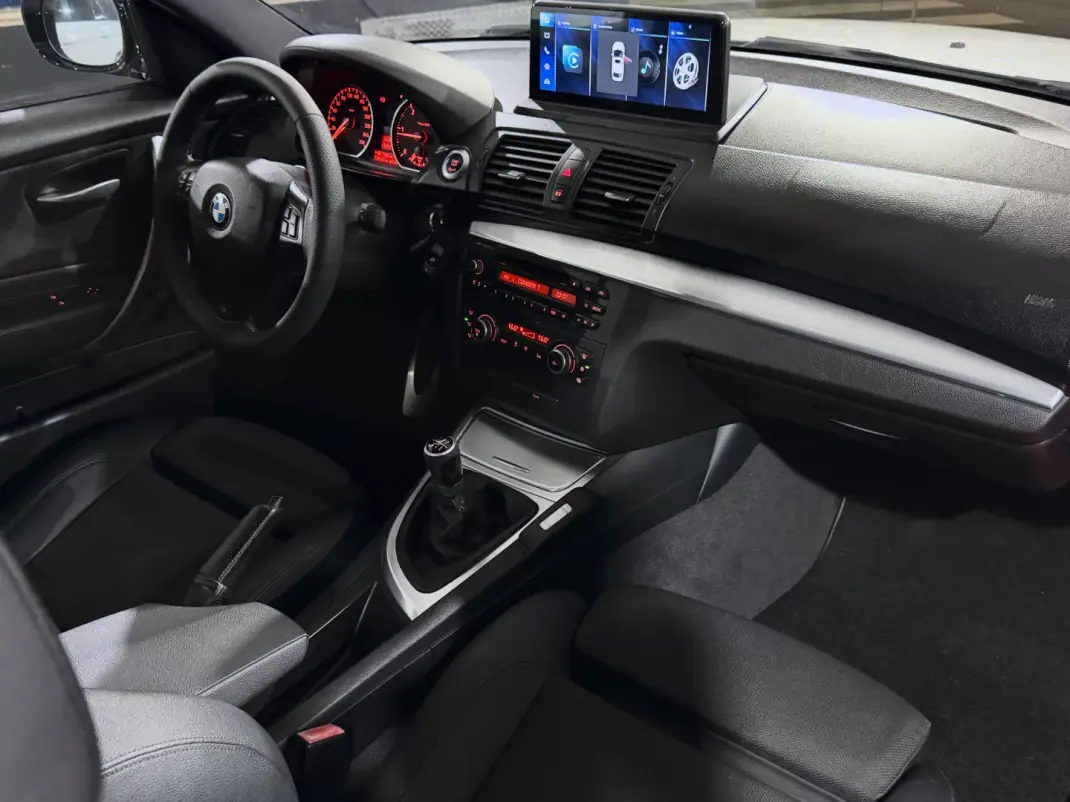 BMW 120 2011 - 16490 EUR, 229174 km - 229174km - foto 16 de 18