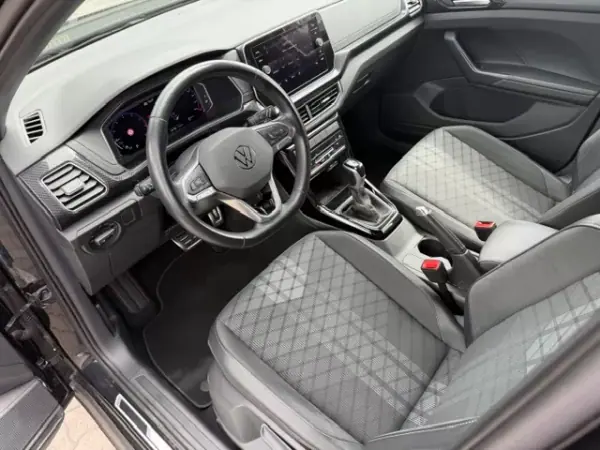 Volkswagen T-Cross 2024 - 26900 EUR, 52300 km - AUTO.MOTO.pt - 52300km - foto 11 de 12