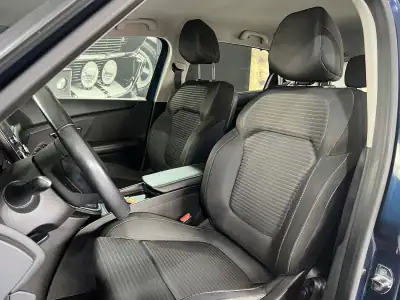 Renault Scénic 2017 - 15800 EUR, 156509 km - AUTO.MOTO.pt - 156509km - foto 7 de 24