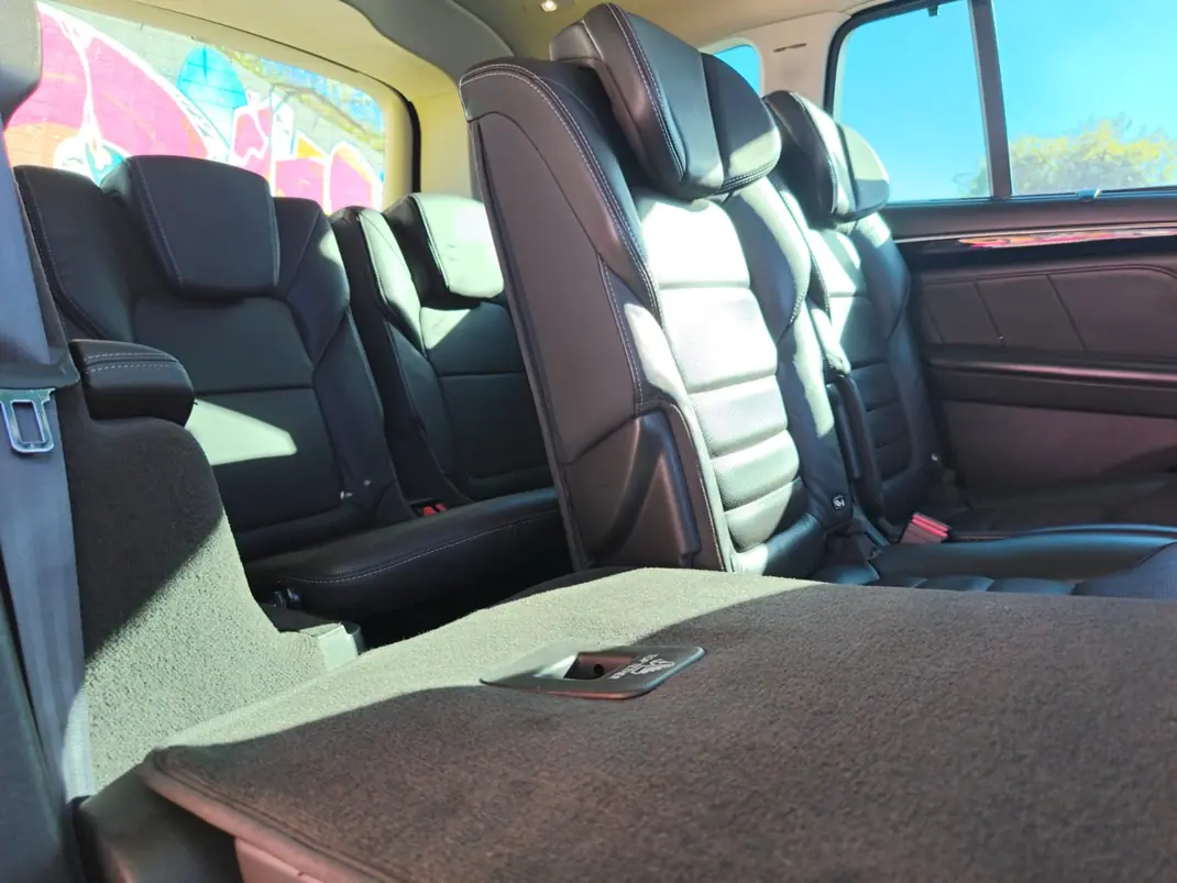 Renault Espace 2016 - 16450 EUR, 171955 km - AUTO.MOTO.pt - 171955km - foto 14 de 31