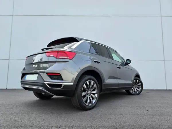 Volkswagen T-Roc 2021 - 17750 EUR, 72400 km - AUTO.MOTO.pt - 72400km - foto 10 de 37