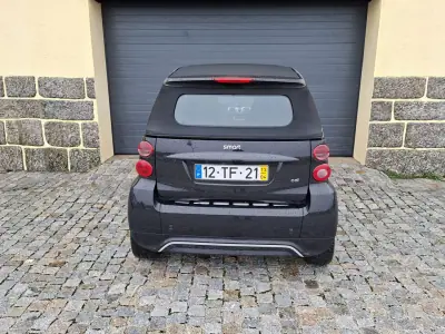 Smart Fortwo Cabrio 2013 - 7990 EUR, 114624 km - AUTO.MOTO.pt - 114624km - foto 2 de 6