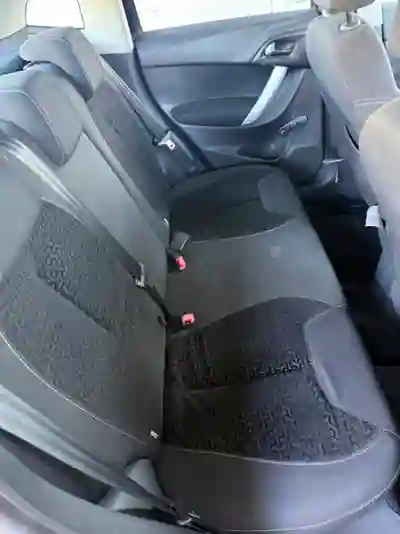 Citroën C3 2010 - 5600 EUR, 176020 km - AUTO.MOTO.pt - 176020km - foto 4 de 12