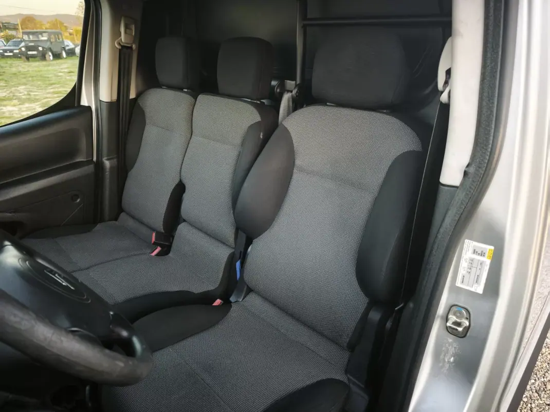 Citroën 2018 - 11374 EUR, 160909 km - AUTO.MOTO.pt - 160909km - foto 10 de 34