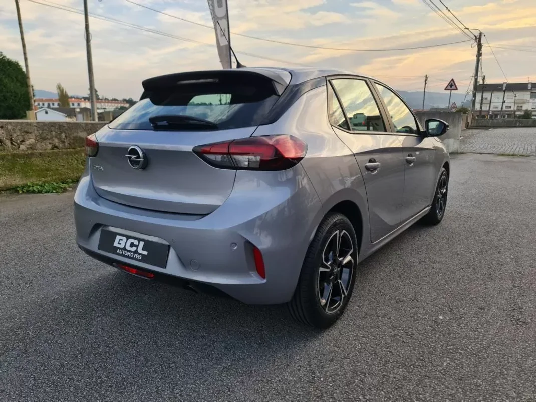 Opel Corsa 2020 - 15990 EUR, 140000 km - AUTO.MOTO.pt - 140000km - foto 6 de 31