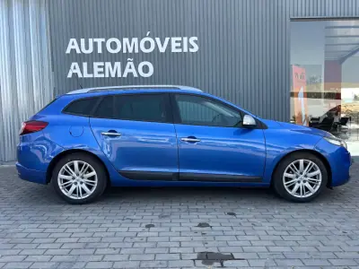 Renault Mégane Sport Tourer 2012 - 6950 EUR, 191200 km - AUTO.MOTO.pt - 191200km - foto 4 de 14