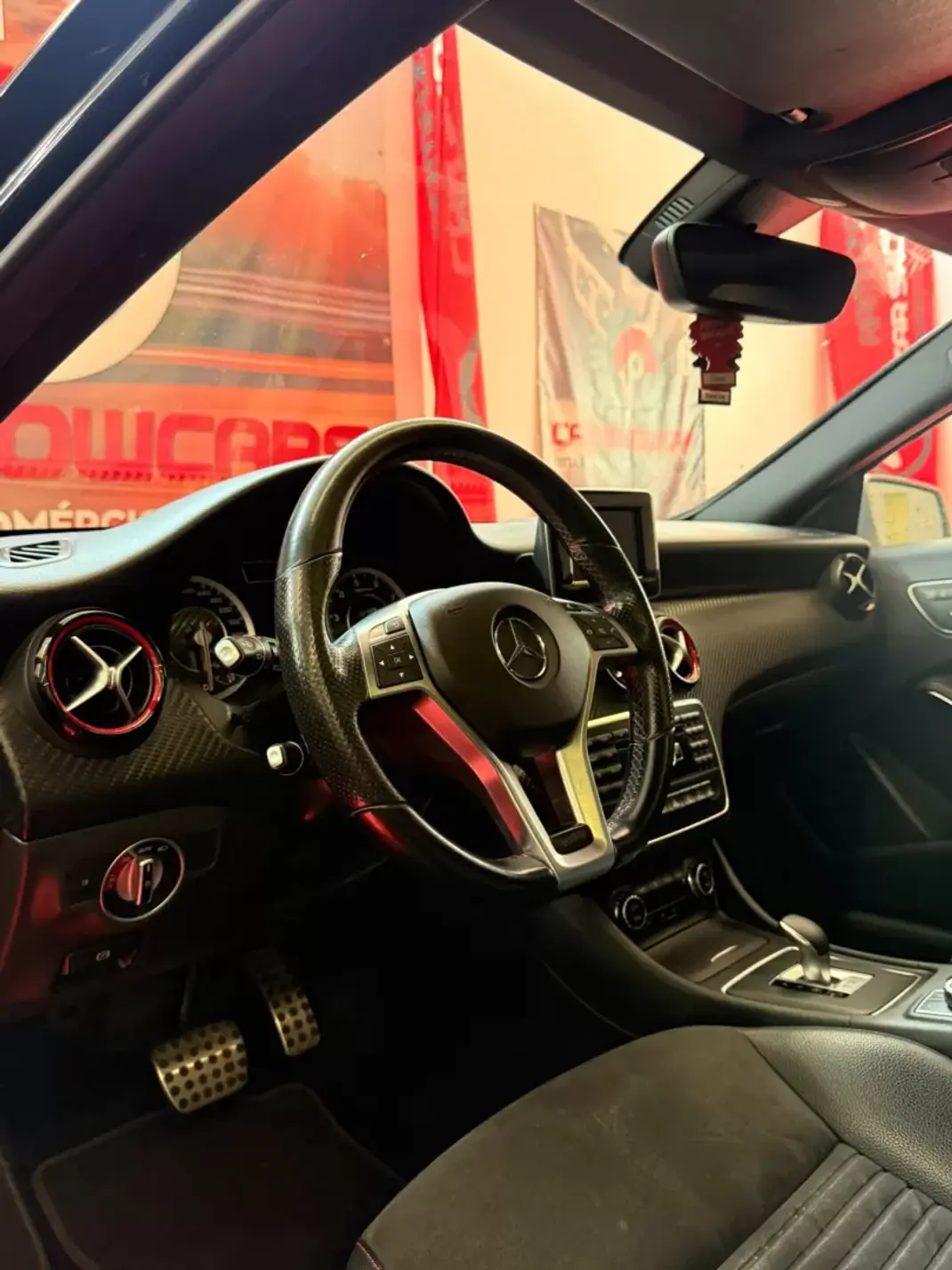 Mercedes-Benz A 45 AMG 2014 - 29900 EUR, 177000 km - 177000km - foto 7 de 9