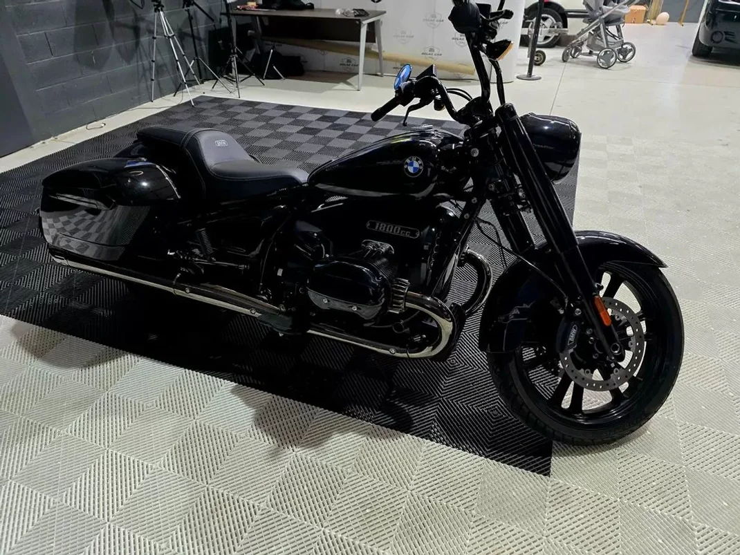 BMW R 18 Roctane 2023 - 22999 EUR, 2500 km - AUTO.MOTO.pt - 2500km - foto 9 de 17