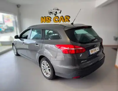 Ford Focus SW 2015 - 10850 EUR, 153000 km - AUTO.MOTO.pt - 153000km - foto 7 de 12