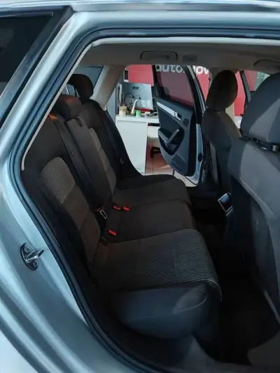 Audi A4 Avant 2009 - 12950 EUR, 231500 km - AUTO.MOTO.pt - 231500km - foto 18 de 36