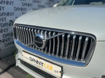 Volvo XC 90 2021 — foto 5 de 29