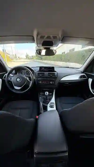 BMW 120 2014 - 17900 EUR, 115000 km - AUTO.MOTO.pt - 115000km - foto 9 de 17
