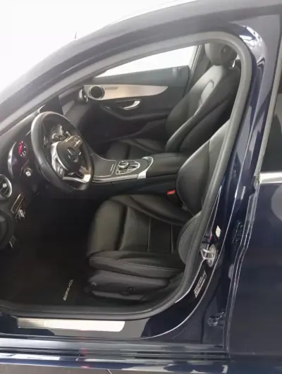 Mercedes-Benz C 220 2019 - 28300 EUR, 140000 km - AUTO.MOTO.pt - 140000km - foto 32 de 36