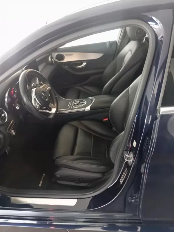 Mercedes-Benz C 220 2019 - 28700 EUR, 140000 km - AUTO.MOTO.pt - 140000km - foto 32 de 36
