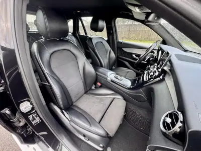 Mercedes-Benz GLC 250 2018 - 34990 EUR, 175000 km - AUTO.MOTO.pt - 175000km - foto 28 de 33