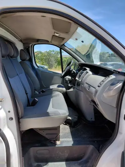 Opel E VIVARO CARGO L3 75KWH XL 2007 - 7500 EUR, 460000 km - AUTO.MOTO.pt - 460000km - foto 2 de 5