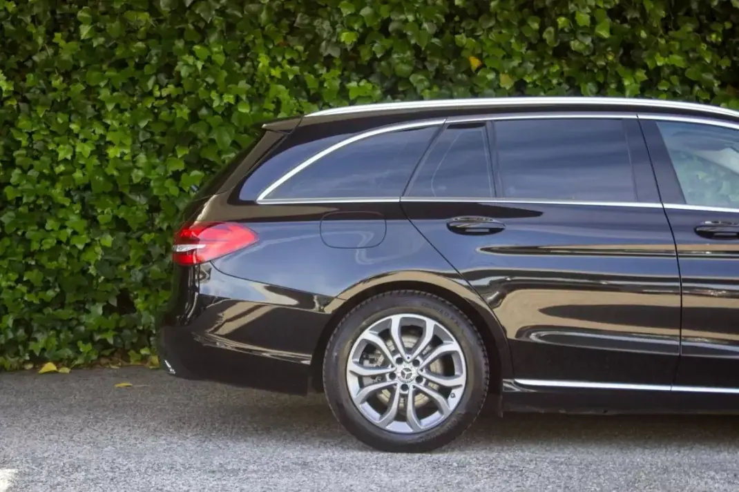 Mercedes-Benz C 220 2017 - 23900 EUR, 125000 km - AUTO.MOTO.pt - 125000km - foto 4 de 16