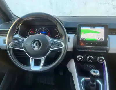 Renault Clio 2023 - 14500 EUR, 80483 km - AUTO.MOTO.pt - 80483km - foto 14 de 18