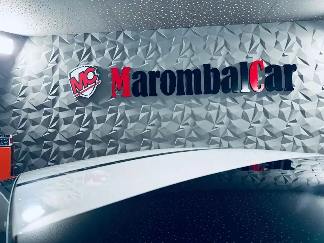 Shelby GT500 2010 - 89990 EUR, 76489 km - AUTO.MOTO.pt - 76489km - foto 44 de 47