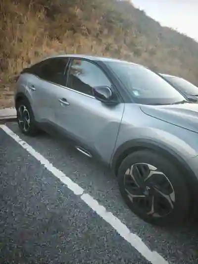 Citroën C4 2023 — foto 4 de 9