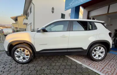 Jeep Avenger 2025 - 21950 EUR, 4000 km - AUTO.MOTO.pt - 4000km - foto 6 de 30