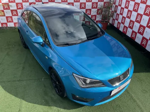 SEAT Ibiza 2016 - 11490 EUR, 123350 km - AUTO.MOTO.pt - 123350km - foto 6 de 23