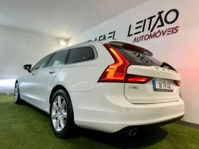 Volvo V90 2017 - 19750 EUR, 199000 km - AUTO.MOTO.pt - 199000km - foto 9 de 30