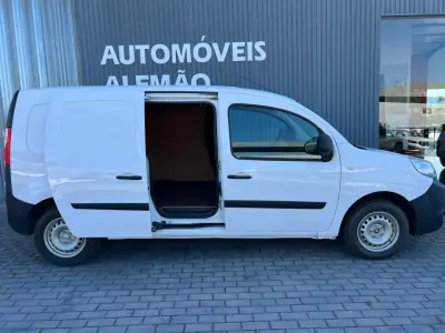 Renault KANGOO MAXI 1.5 DCI BUSINESS S/S 2018 - 14500 EUR, 101052 km - AUTO.MOTO.pt - 101052km - foto 4 de 14