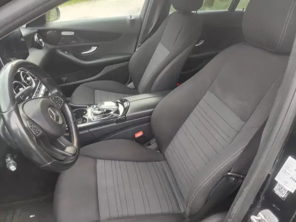 Mercedes-Benz C 220 2015 - 21500 EUR, 187100 km - AUTO.MOTO.pt - 187100km - foto 9 de 9